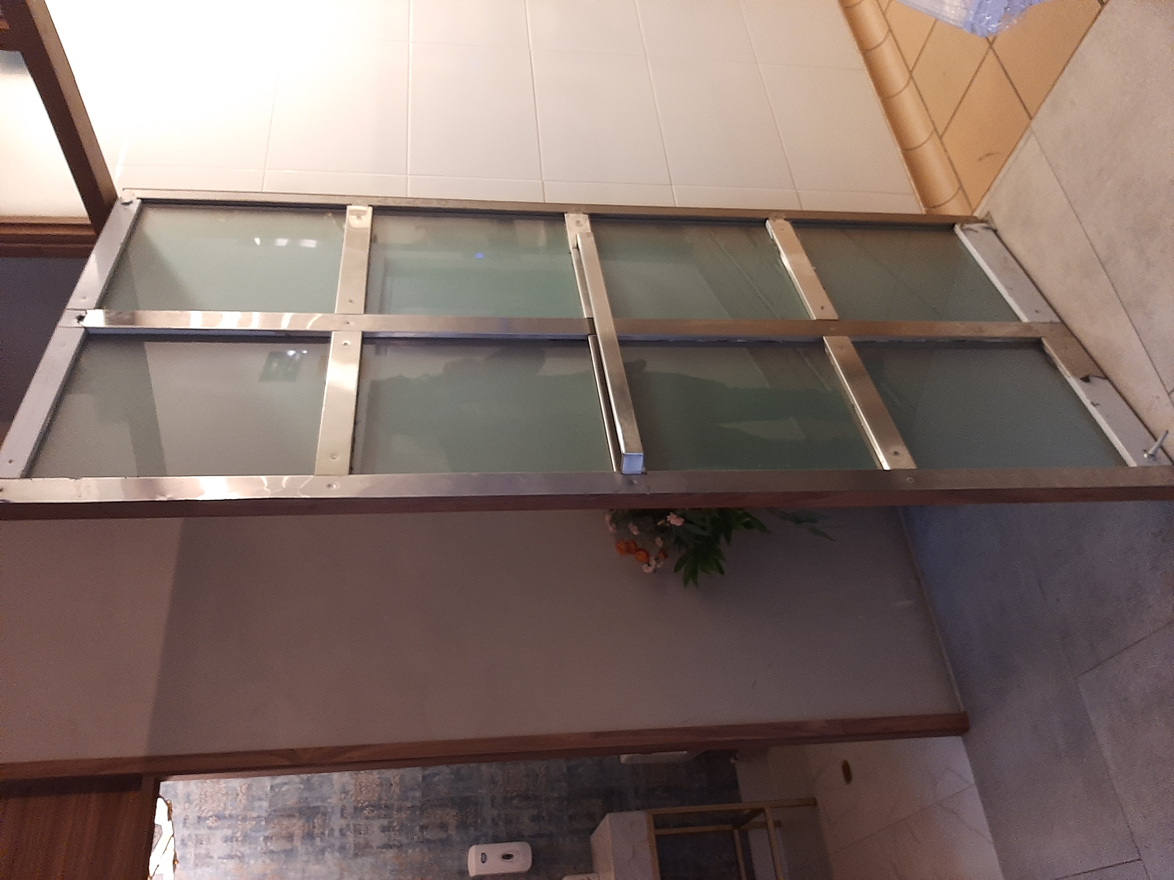 Puertas metálicas de alto desempeño — proyecto 14