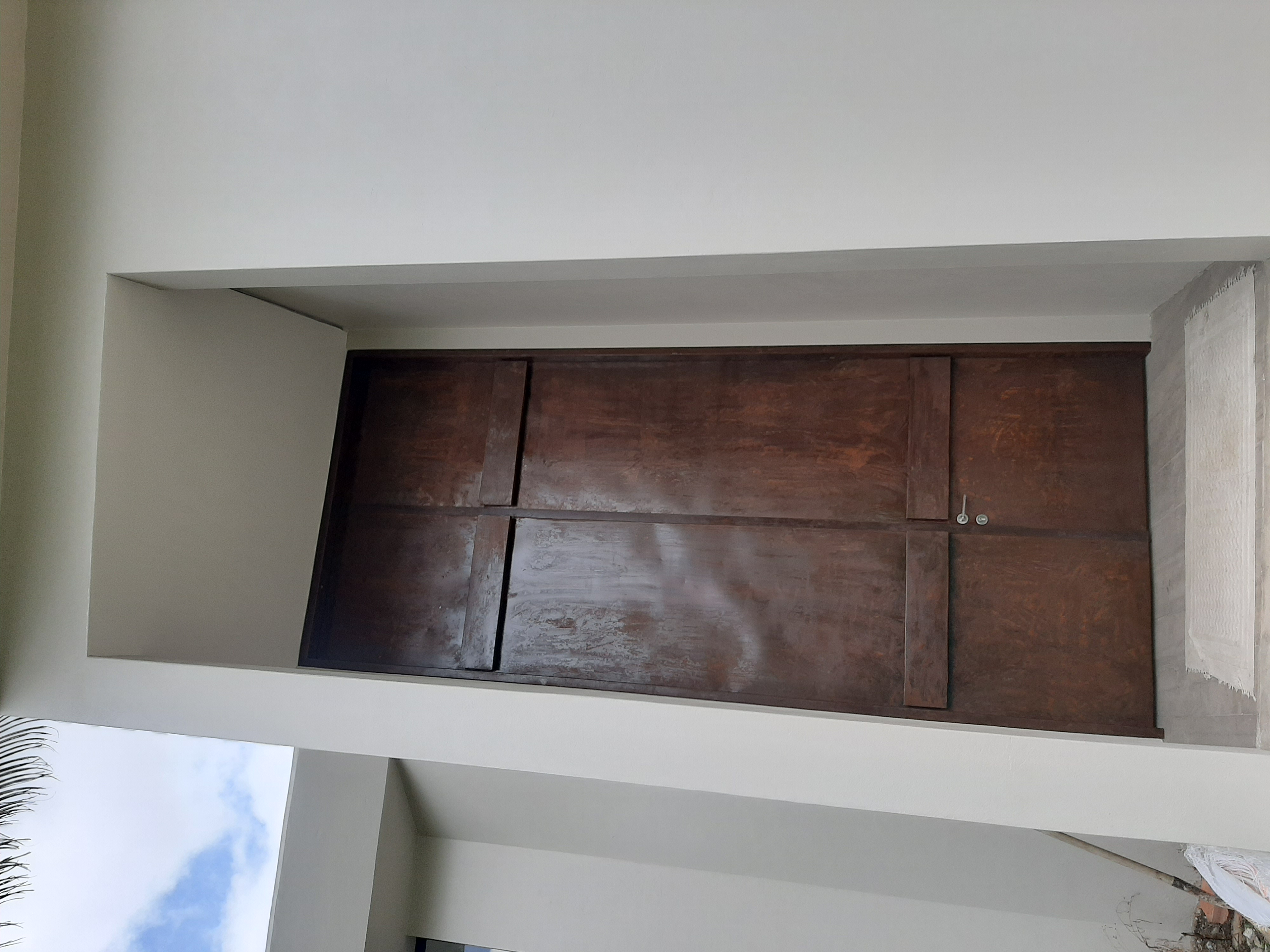 Puertas metálicas de alto desempeño — proyecto 21